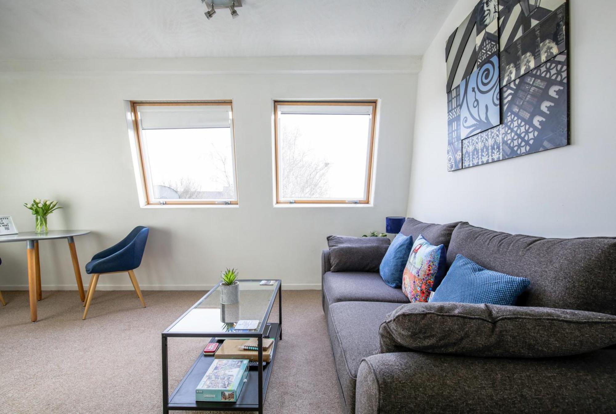 Chester Stays - Best Value Apartment With Free Parking In The Heart Of Chester Kültér fotó
