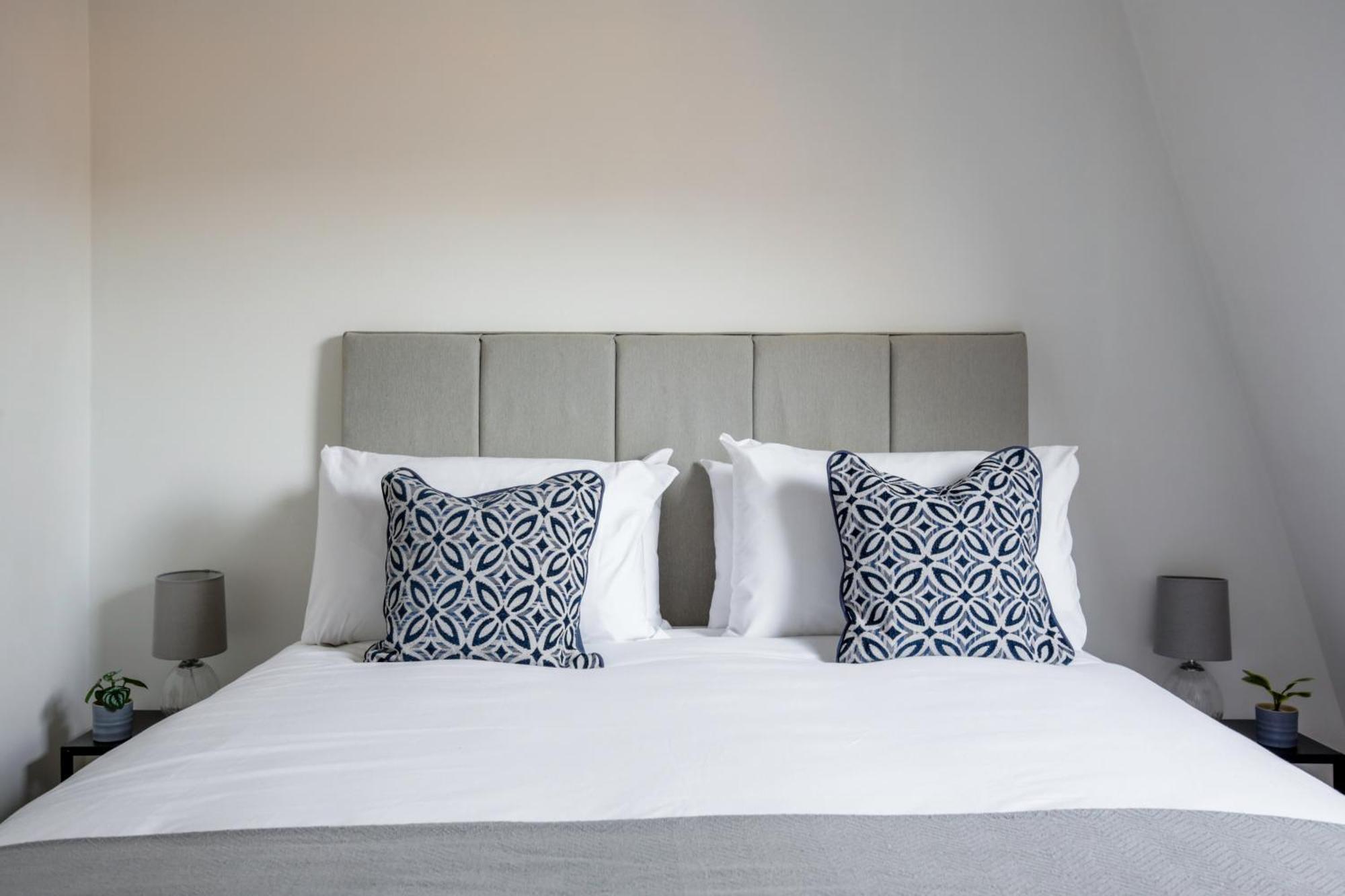 Chester Stays - Best Value Apartment With Free Parking In The Heart Of Chester Kültér fotó